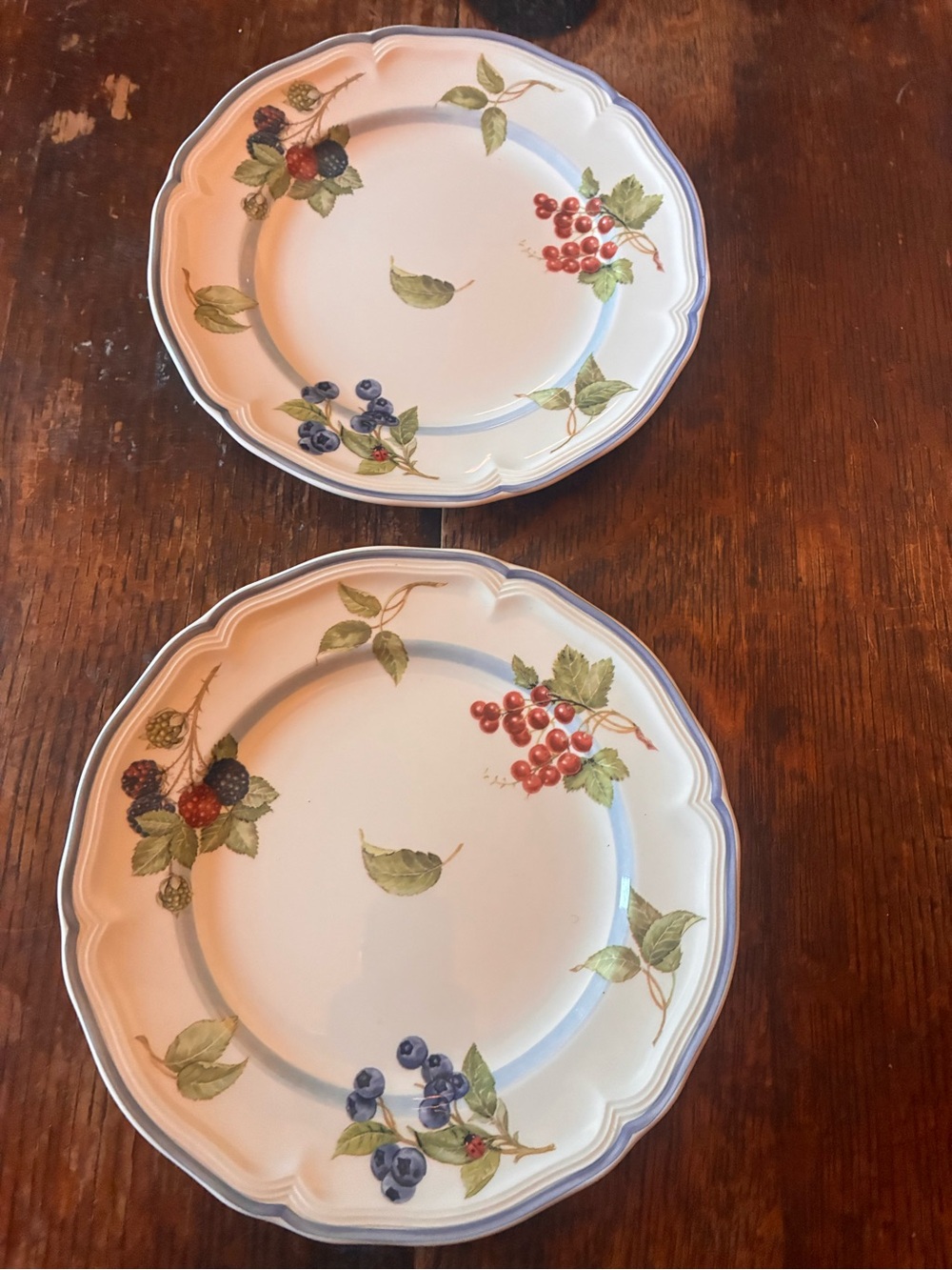 Villeroy & Boch Cottage Collection Salad plates set of 2 like new.